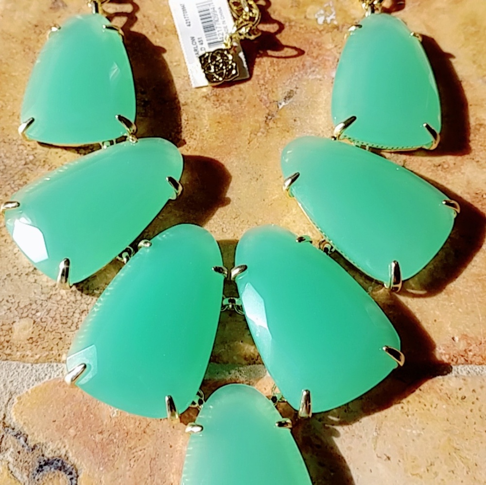 NWT Kendra Scott Harlow VINTAGE Statement Necklace